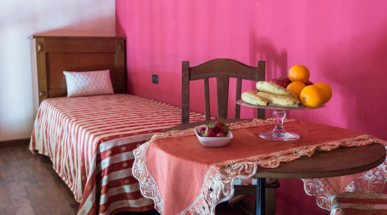 קאסיבילה Hotel Lady Lusya מראה חיצוני תמונה