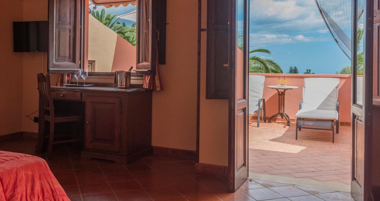 קאסיבילה Hotel Lady Lusya מראה חיצוני תמונה