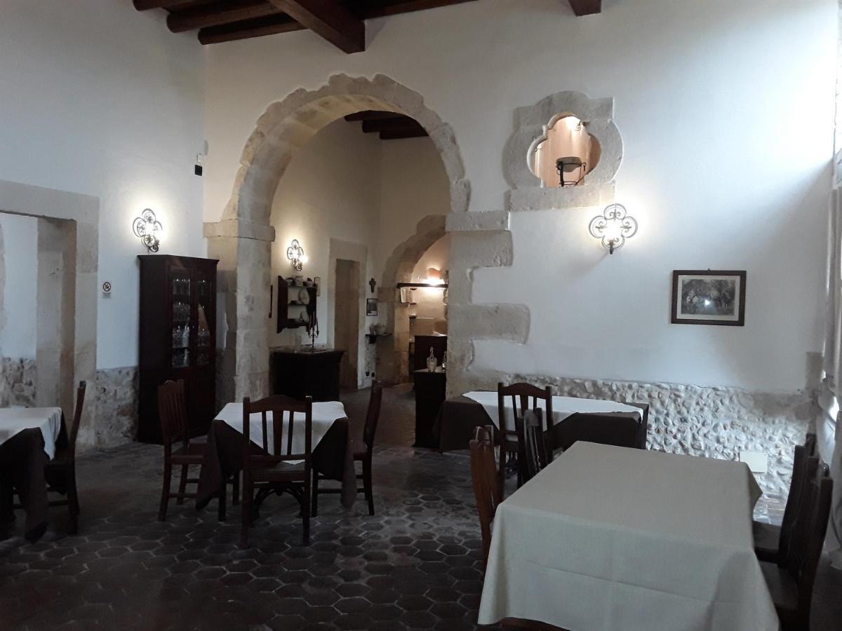 קאסיבילה Hotel Lady Lusya מראה חיצוני תמונה