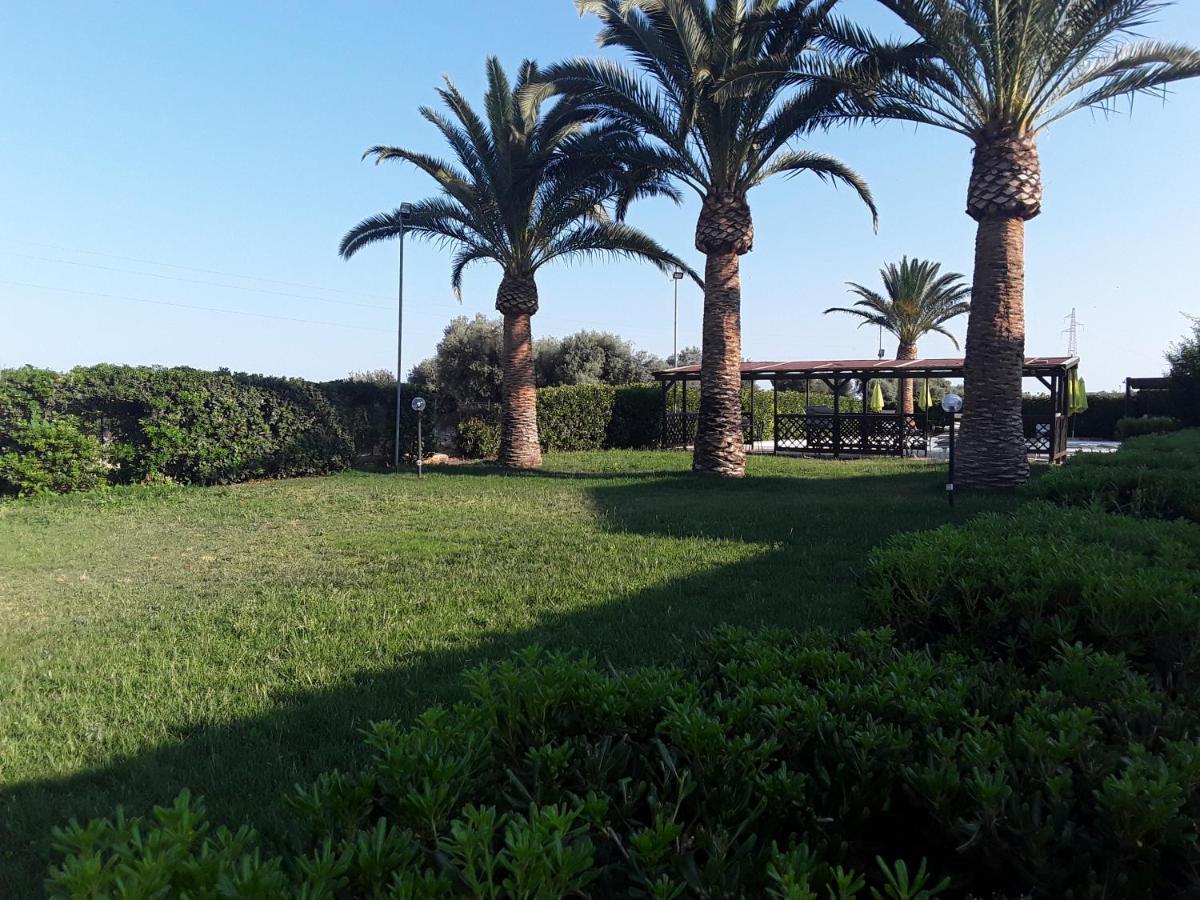 קאסיבילה Hotel Lady Lusya מראה חיצוני תמונה
