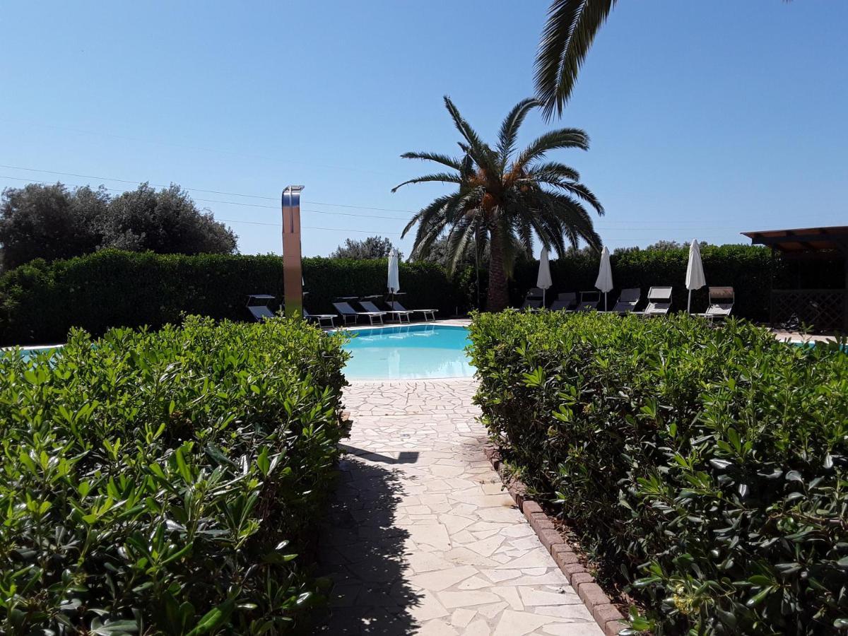 קאסיבילה Hotel Lady Lusya מראה חיצוני תמונה