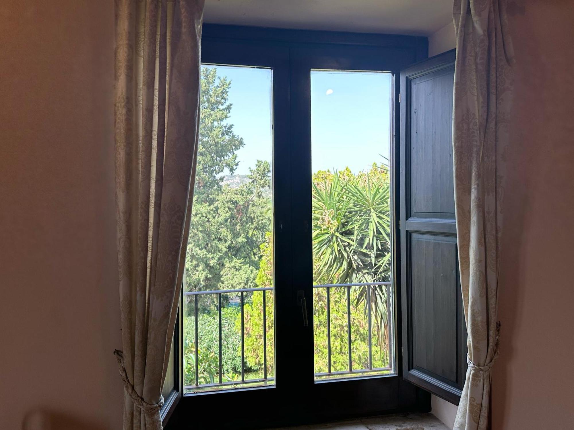קאסיבילה Hotel Lady Lusya מראה חיצוני תמונה